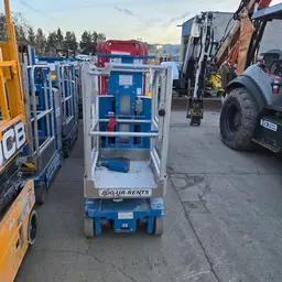 Elevador autopropulsado para una sola persona Genie GR-12 2018