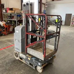 Elevador autopropulsado para una sola persona JLG 20MVL 2017