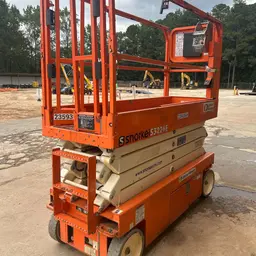 elevador de tijera Snorkel S3226E 2019
