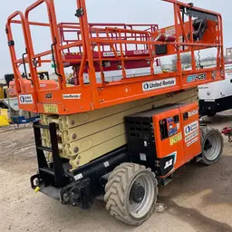 elevador de tijera JLG ERT4069 2021