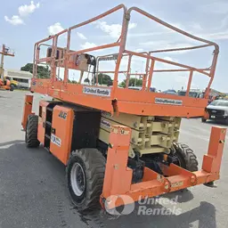 elevador de tijera para terreno escabroso JLG 330LRT 2020