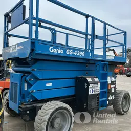 elevador de tijera para terreno escabroso Genie GS-4390 RT 2019
