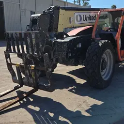 Montacargas JLG 742 2017