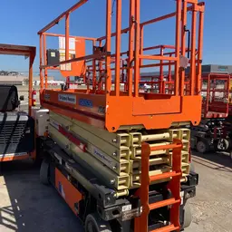 elevador de tijera JLG 4045R 2018