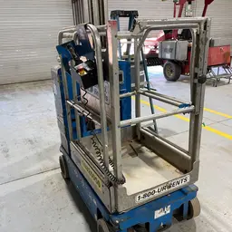 Elevador autopropulsado para una sola persona Genie GR-20 2018