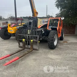 Montacargas JLG 742 2017