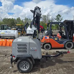 Torre de luz portátil Wacker Neuson LTV6L 2022