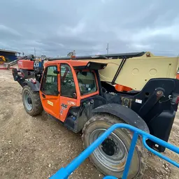 Montacargas JLG 1055 2019