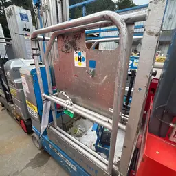 Elevador autopropulsado para una sola persona Genie GR-20 2016