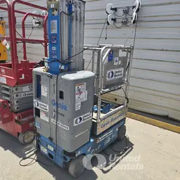 Elevador autopropulsado para una sola persona Genie GR-20 2016