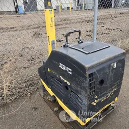 Compactadora de placa vibratoria BOMAG BPR70/70DE 2023