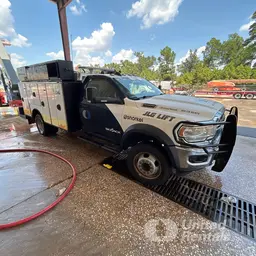 Dodge 5500REGDRWD 2021