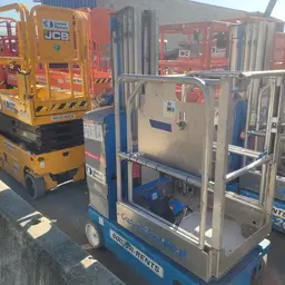 Elevador autopropulsado para una sola persona Genie GR-20 2016
