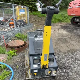 Compactadora de placa vibratoria BOMAG BPR70/70DE 2023