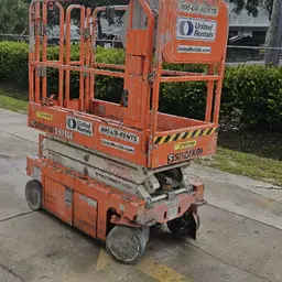 elevador de tijera Snorkel S3215E 2021