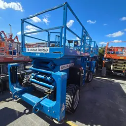 elevador de tijera para terreno escabroso Genie GS-4390 RT 2017