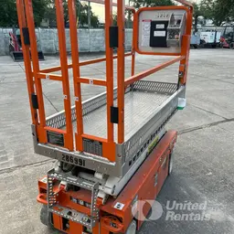 elevador de tijera Snorkel S3215L 2021