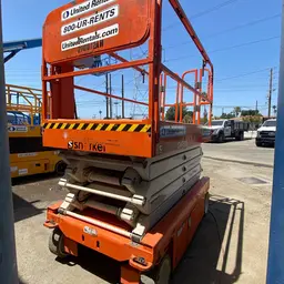elevador de tijera Snorkel S4732E 2018