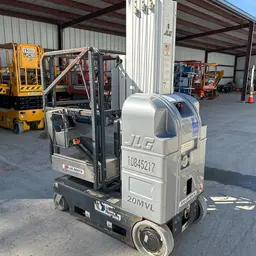 Elevador autopropulsado para una sola persona JLG 20MVL 2018