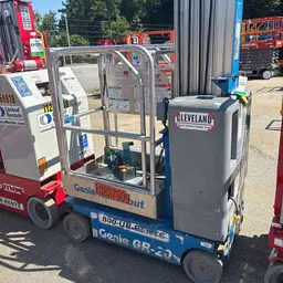 Elevador autopropulsado para una sola persona Genie GR-20 2018