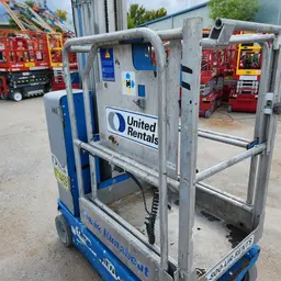 Elevador autopropulsado para una sola persona Genie GR-20 2018