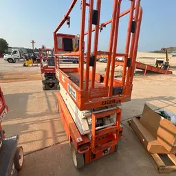 elevador de tijera Snorkel S3226E 2019
