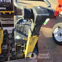 Compactadora de placa vibratoria BOMAG BPR35/60 2023