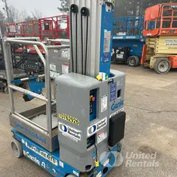 Elevador autopropulsado para una sola persona Genie GR-20 2018