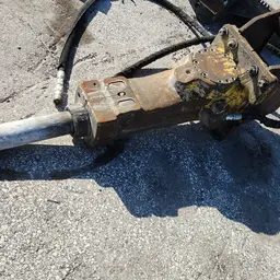 Conexión Atlas Copco SB 452 2017
